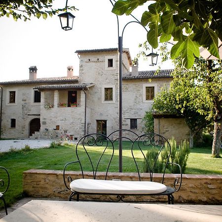 Locanda Rovicciano Guest House Castel Ritaldi Exterior photo